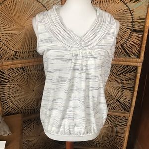 max studio sleeveless top